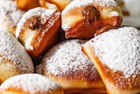 Pillowy Nutella Puffs
