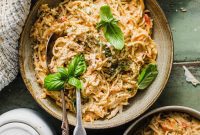 Creamy Slow Cooker Chicken Spaghetti