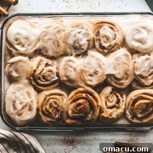pear cinnamon rolls
