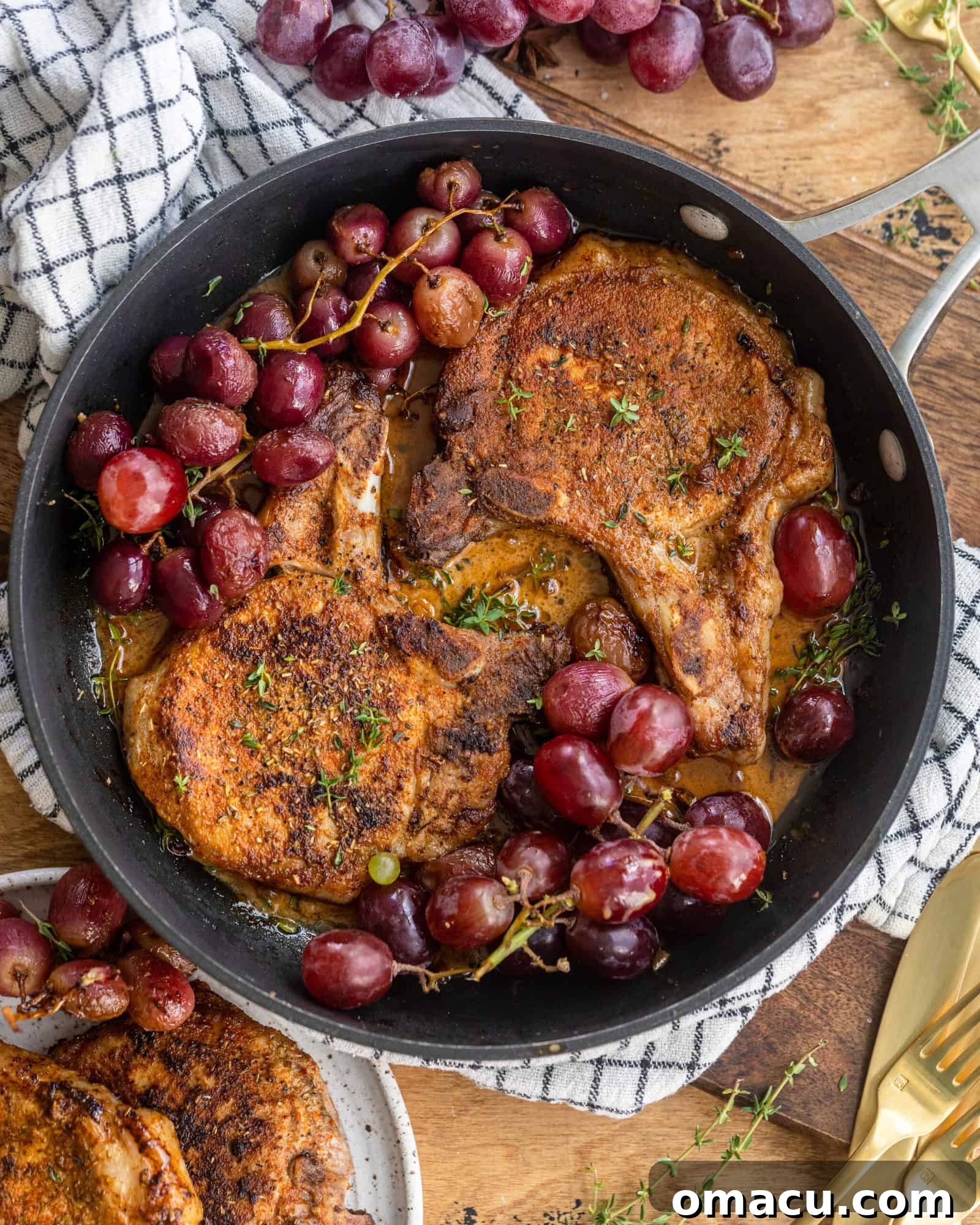 Empty pan after cooking pork chops, illustrating minimal cleanup with good cookware.