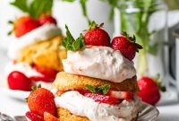 Strawberry Shortcake Recipe: Classic Layer Cake with Fresh Berries